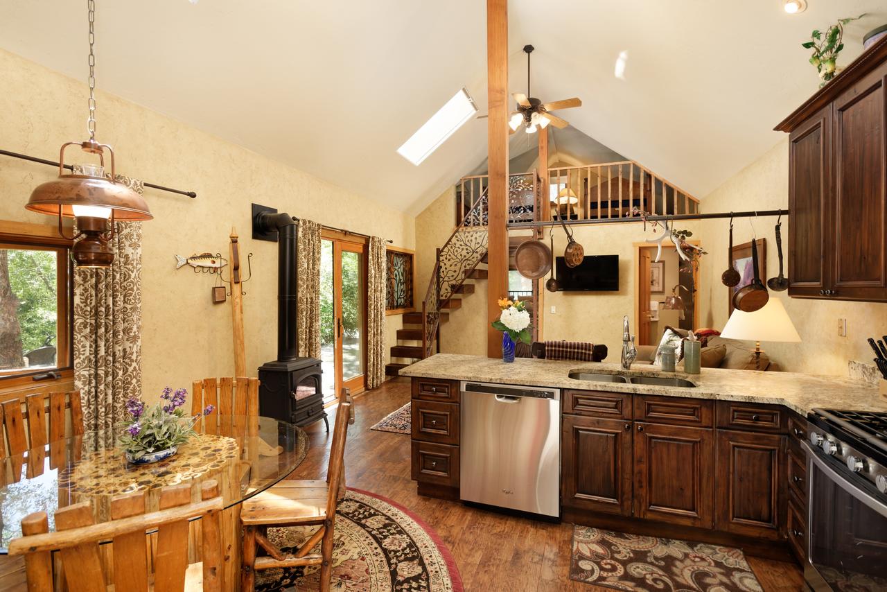 Lodge At River's Edge - thumb 4