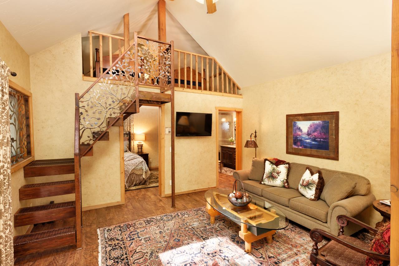 Lodge At River's Edge - thumb 6