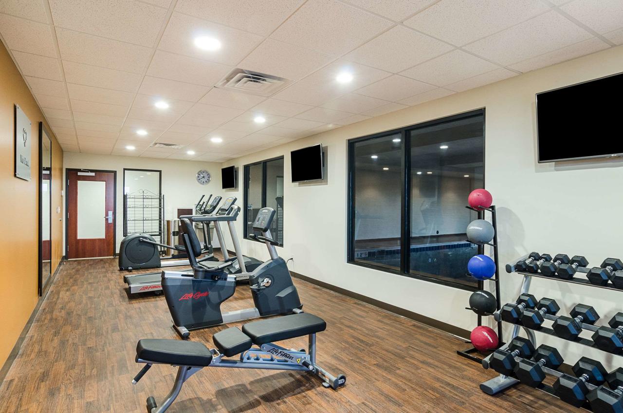 Comfort Suites Near Denver Downtown - thumb 11
