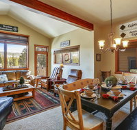 Downtown WP Luxury Townhome 103 Near Resort - Free Activities Daily and Shuttle - Accommodation Denver