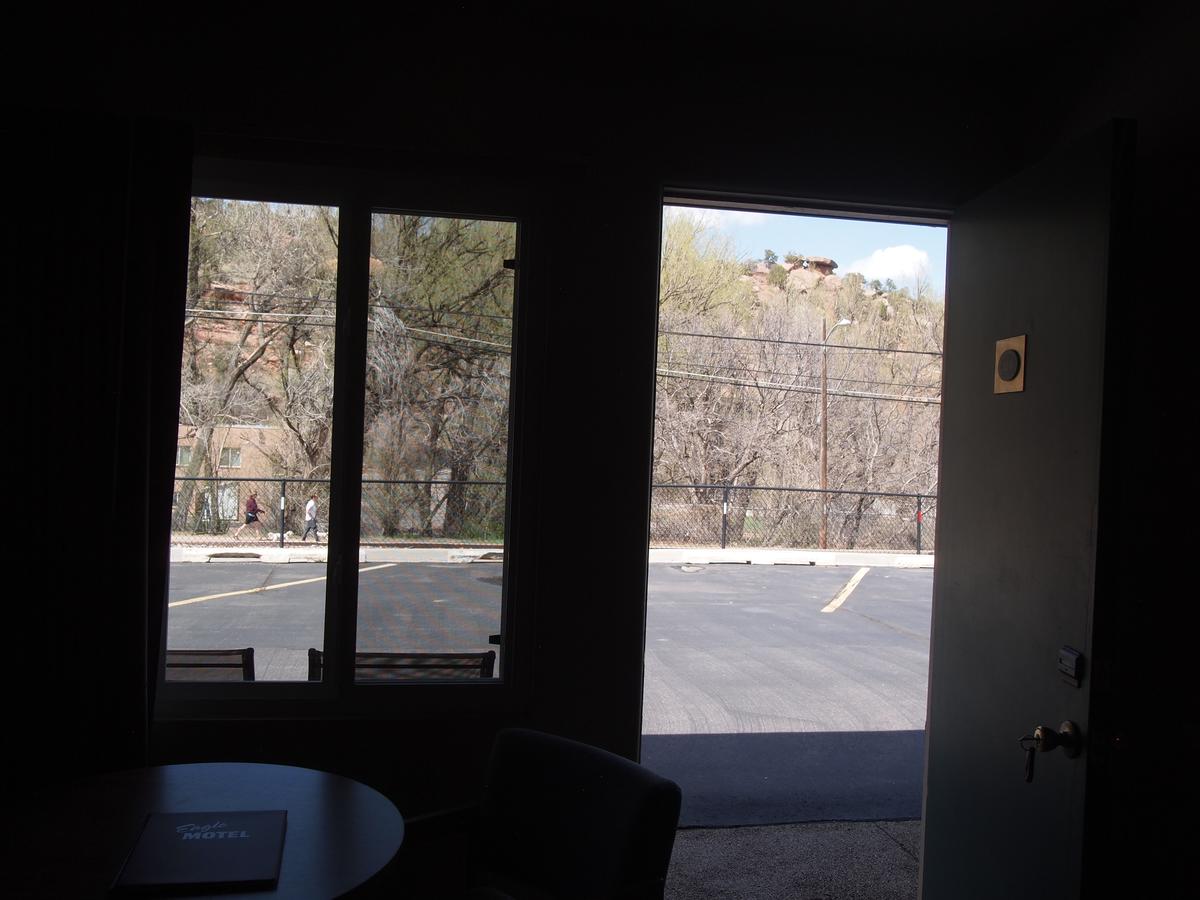 Eagle Motel - thumb 32