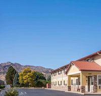 Super 8 by Wyndham Canon City - Accommodation Denver