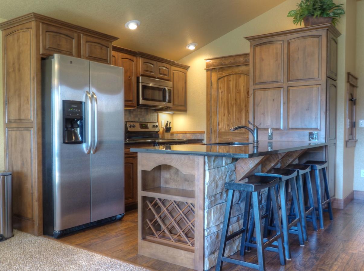 Timber Mountain Retreat Townhouse - thumb 2