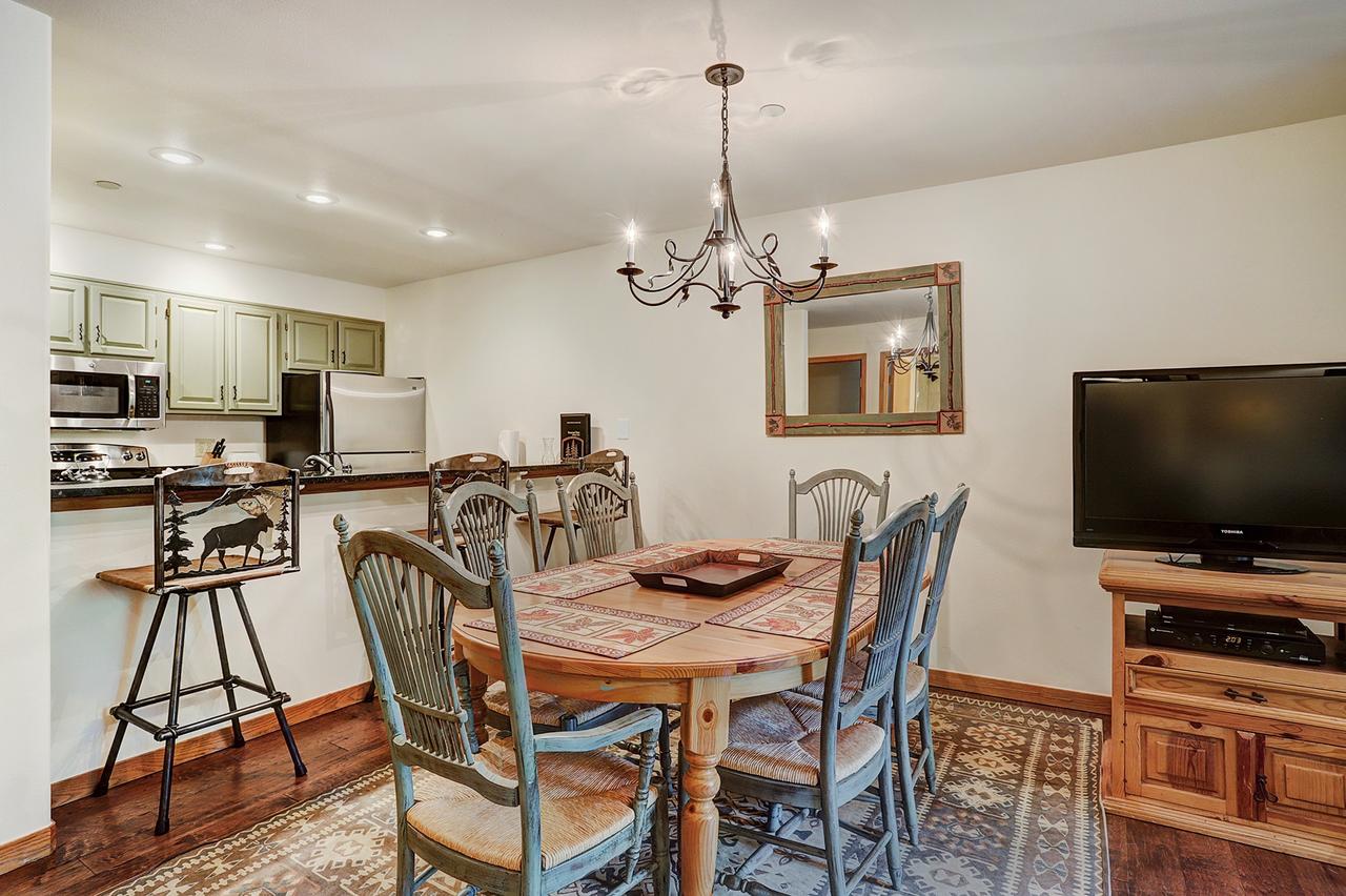 Newly Renovated 2 Bed/ 2 Bath Beaver Creek Condo Condo - thumb 26