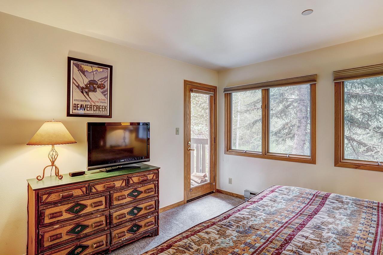 Newly Renovated 2 Bed/ 2 Bath Beaver Creek Condo Condo - thumb 5