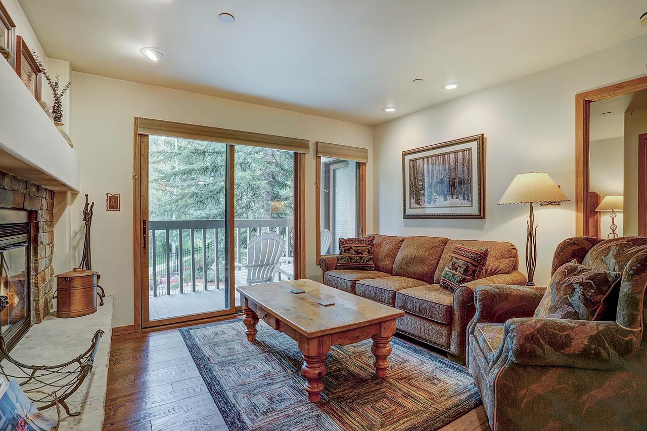 Newly Renovated 2 Bed/ 2 Bath Beaver Creek Condo Condo - thumb 0