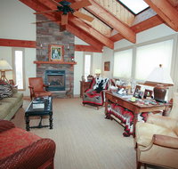 96 Meadowlark Ct Home - Accommodation Denver