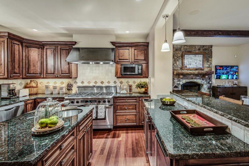 Snowmass Village, 4 Bedroom At Timbers Club - Ski-in Ski-out - thumb 5