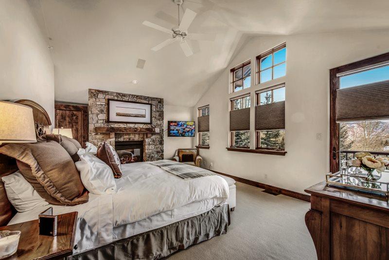Snowmass Village, 4 Bedroom At Timbers Club - Ski-in Ski-out - thumb 9