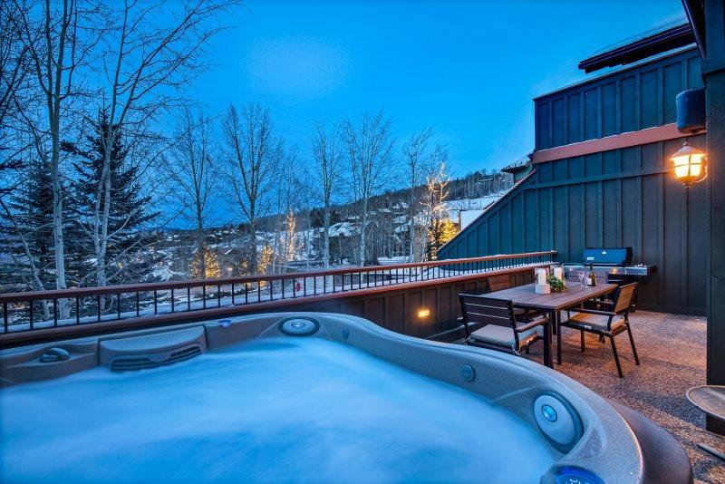 Snowmass Village, 4 Bedroom At Timbers Club - Ski-in Ski-out - thumb 3