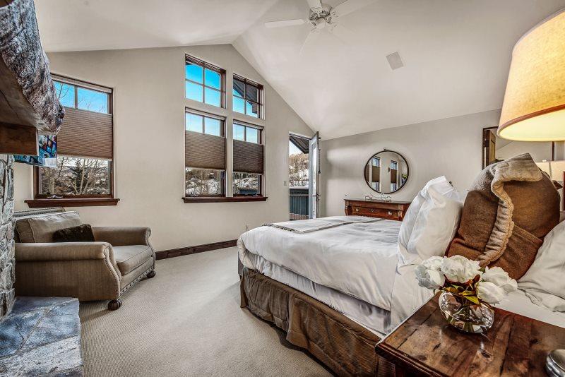 Snowmass Village, 4 Bedroom At Timbers Club - Ski-in Ski-out - thumb 7