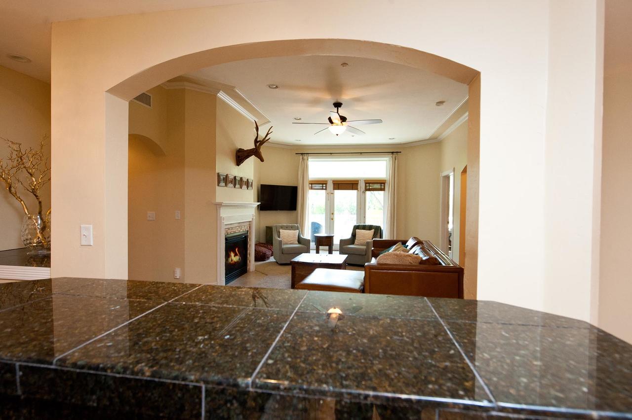 Mears House - Unit 2E - thumb 10