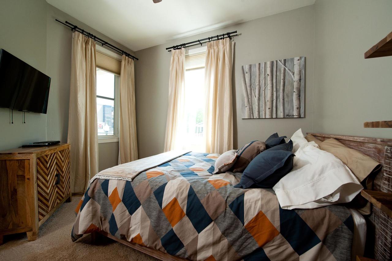 Mears House - Unit 2E - thumb 6