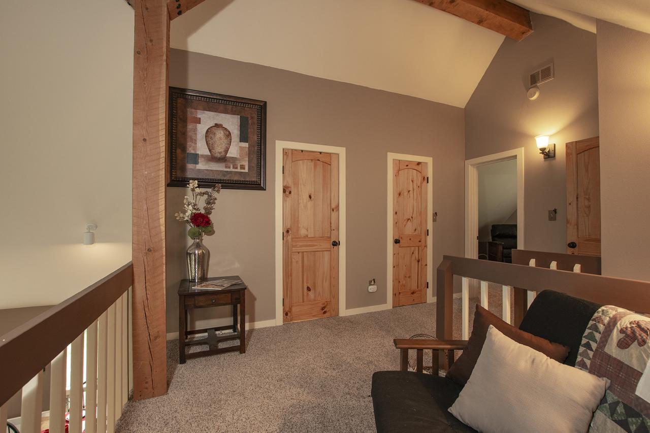Ponderosa Lodge - thumb 12