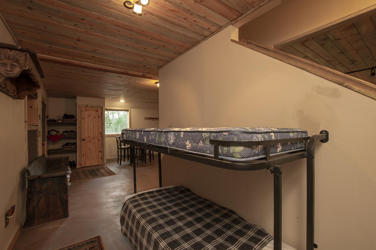 Ponderosa Lodge - thumb 33