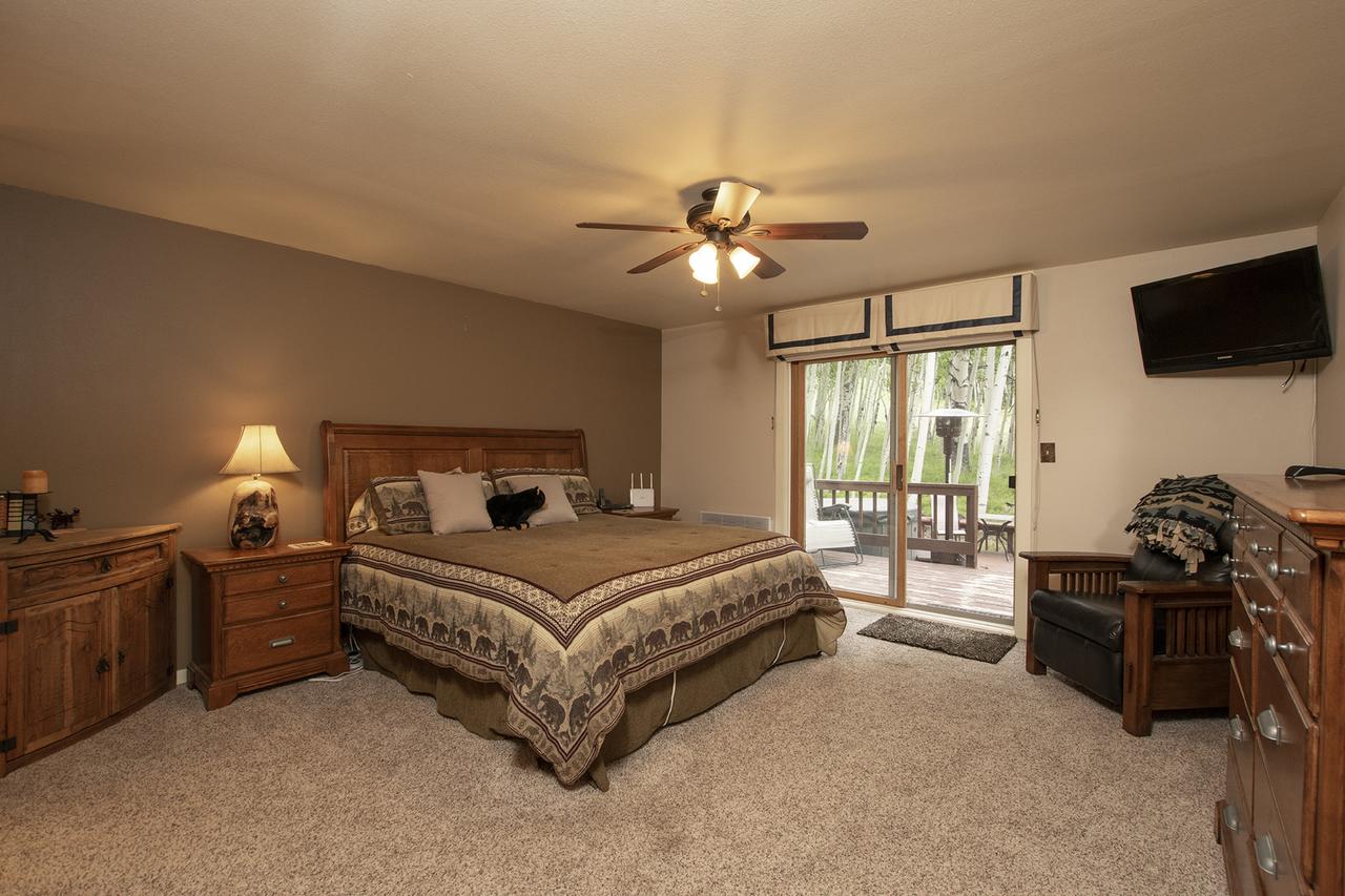 Ponderosa Lodge - thumb 14