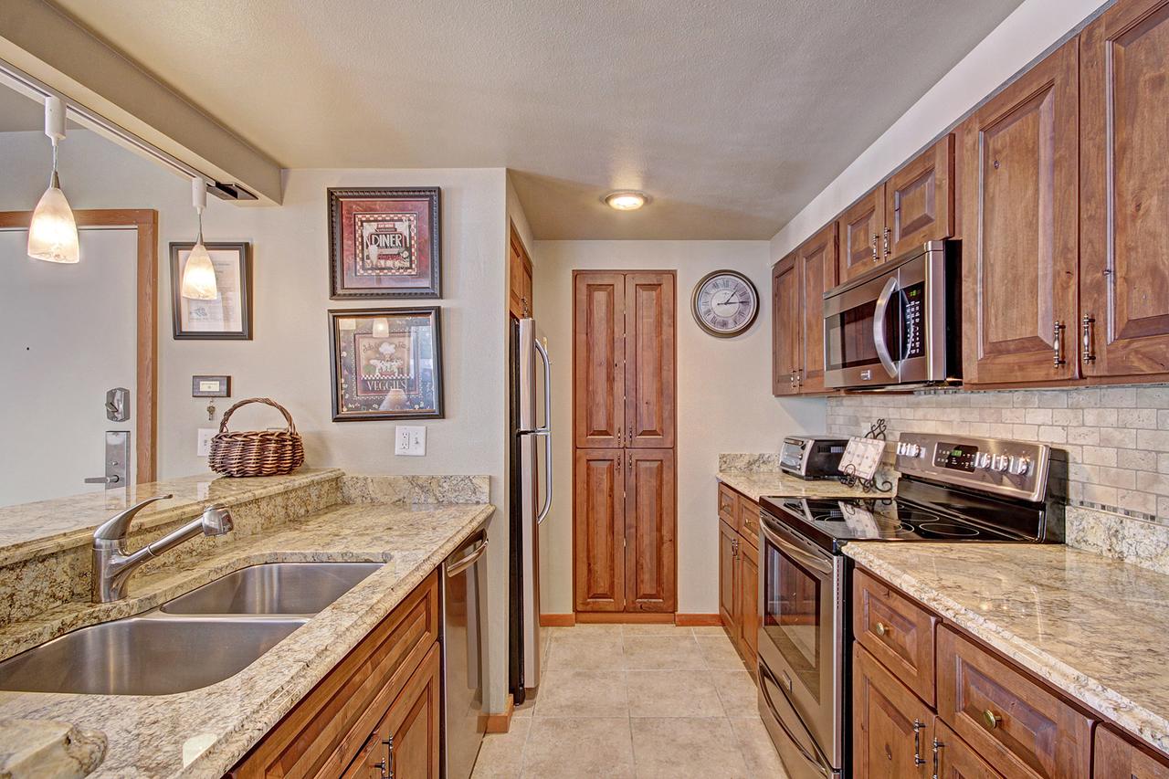 2164 The Pines Condo - thumb 4