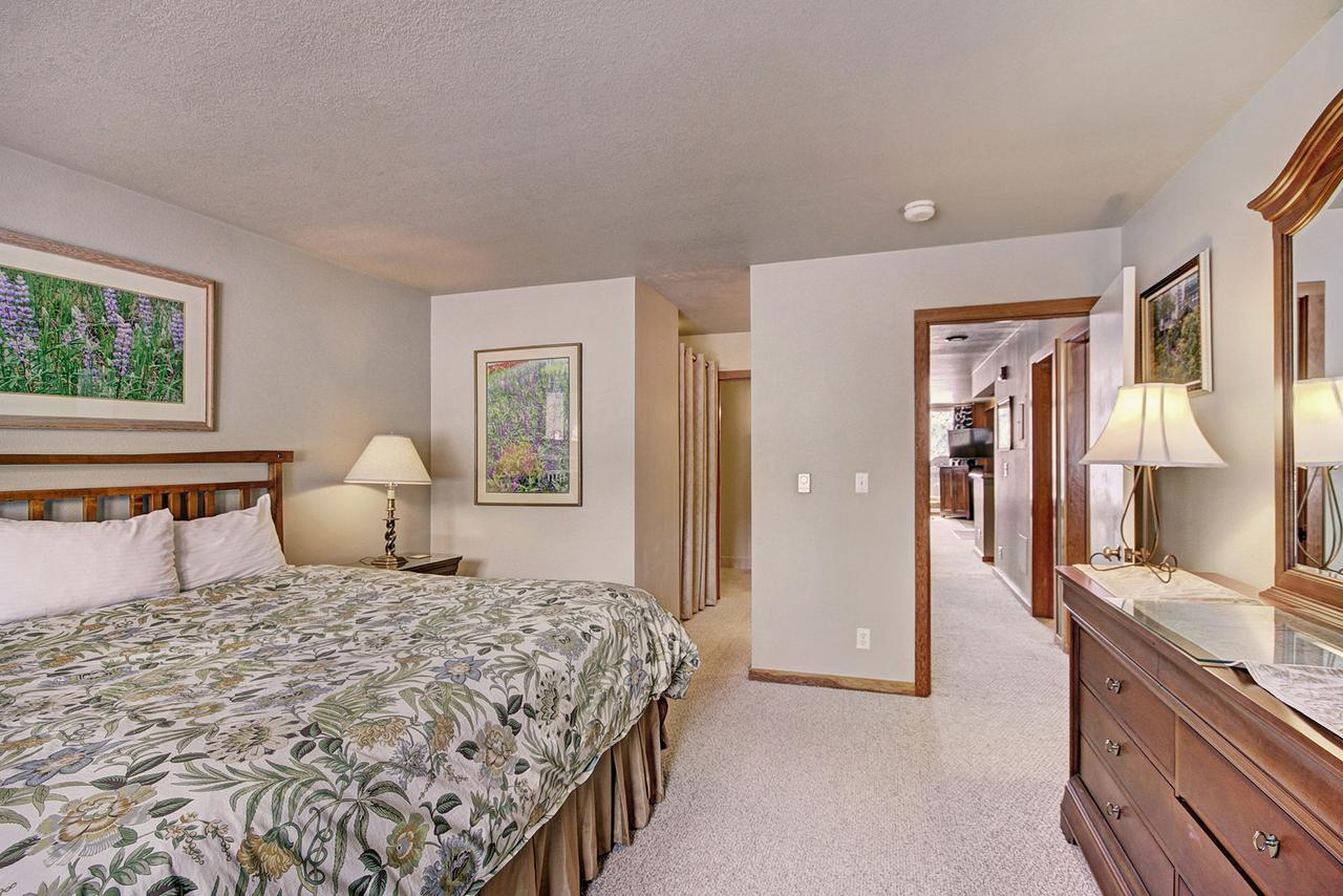 2164 The Pines Condo - thumb 6