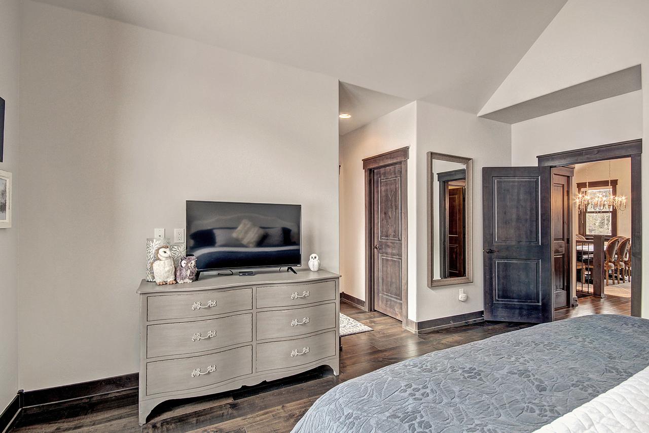78 Alders Condo - thumb 24