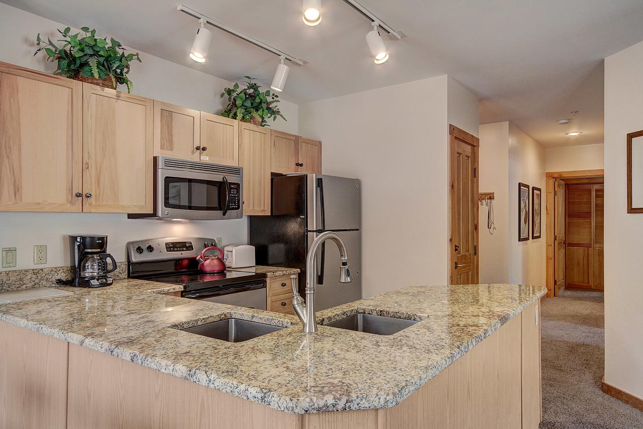 8452 Dakota Lodge Condo - thumb 15