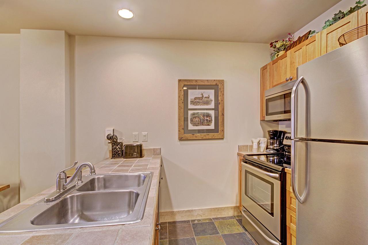 2296 At Red Hawk Lodge Condo - thumb 2