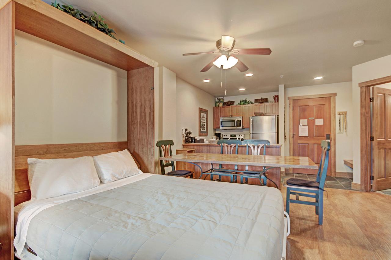 2296 At Red Hawk Lodge Condo - thumb 24