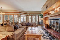2705 Chateaux Dmont Condo Accommodation Denver