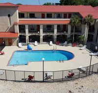 Tricove Inn  Suites - Accommodation Denver