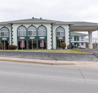 Capital O-Classic Motor Inn Branson - Accommodation Denver