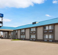 Baymont by Wyndham Blackwell I-35 - Accommodation Denver