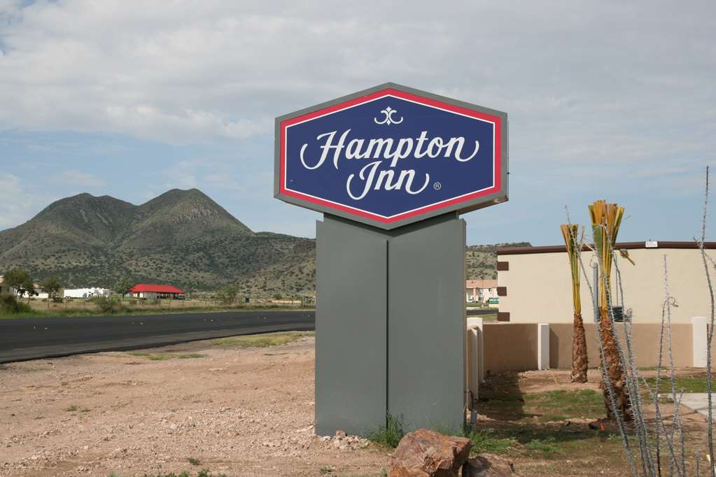 Hampton Inn Alpine - thumb 1