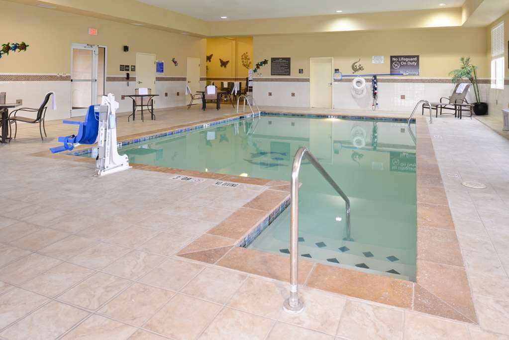 Hampton Inn Alpine - thumb 9