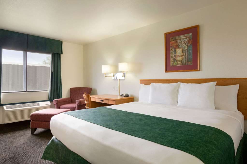 Travelodge Alpine - thumb 6