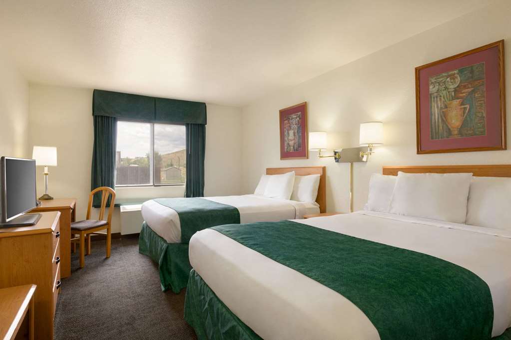 Travelodge Alpine - thumb 9