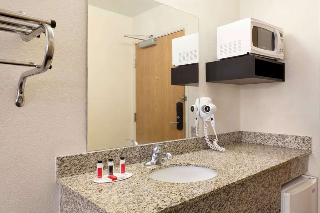 Travelodge Alpine - thumb 11
