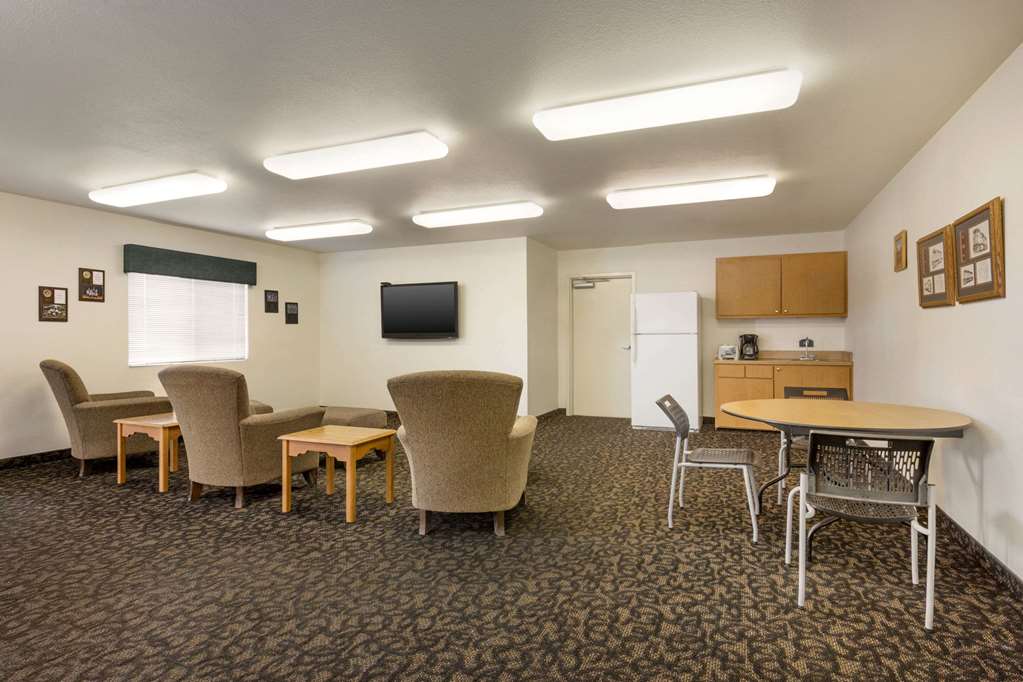 Travelodge Alpine - thumb 14