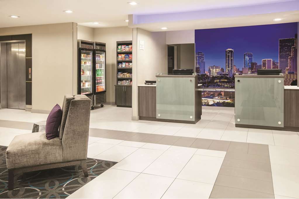 La Quinta Inn & Suites Dallas Mesquite - thumb 4