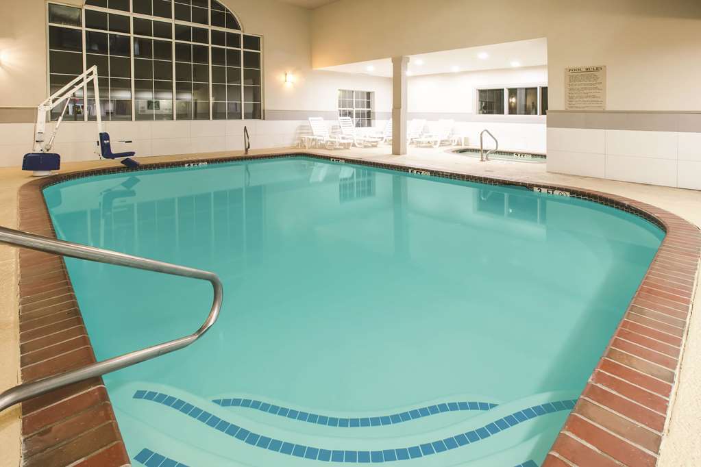 La Quinta Inn & Suites Dallas Mesquite - thumb 9