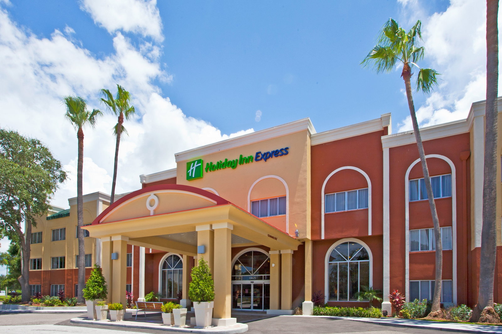Holiday Inn Express Clearwater East - thumb 1