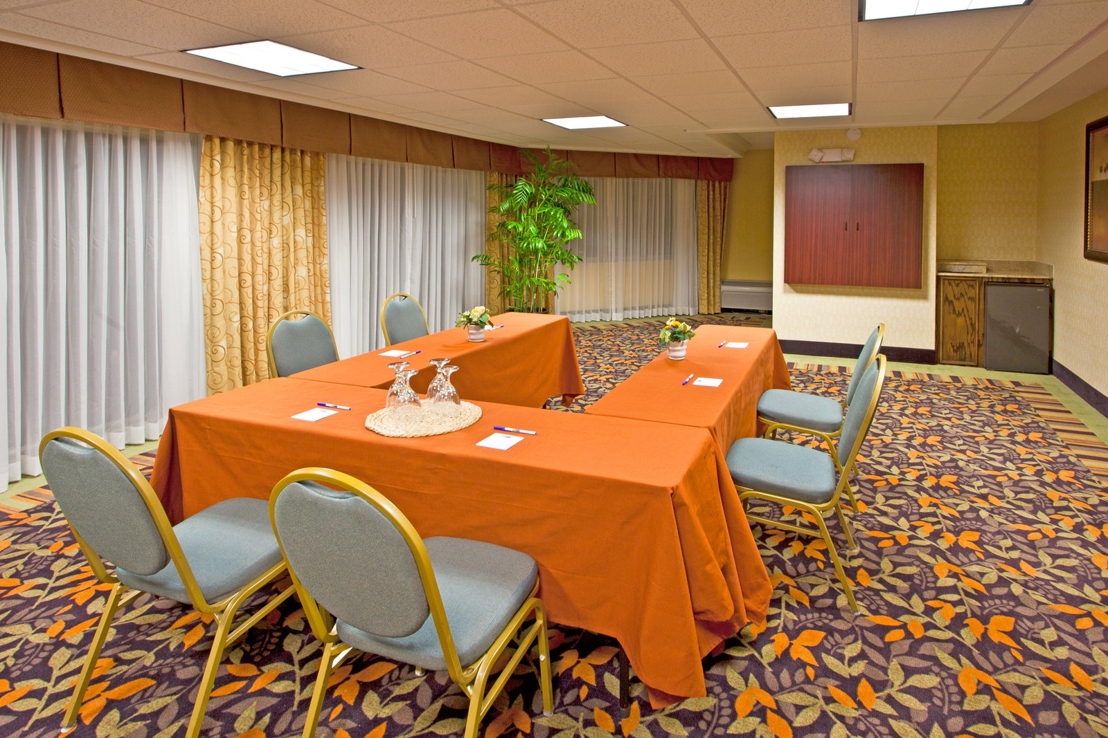 Holiday Inn Express Clearwater East - thumb 9