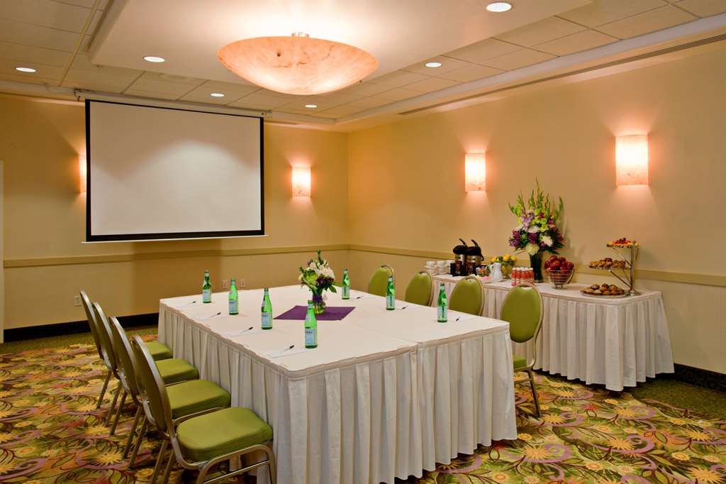 Radisson Hotel Yuma - thumb 8