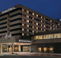 DoubleTree by Hilton Canton Downtown - Accommodation Denver