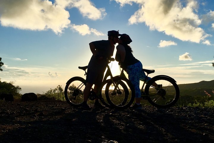 Waimea Canyon Downhill Bike Ride - thumb 4