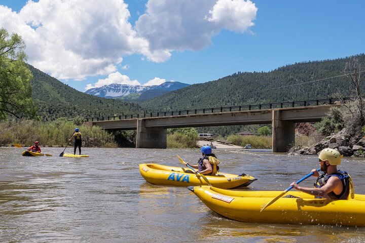 Inflatable Kayak Half-Day Excursion From Kremmling - thumb 2