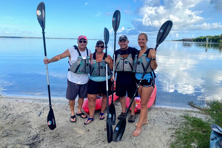 Indian River Clear Bottom Kayak Or Paddleboarding Manatee And Dolphin Tour - thumb 3