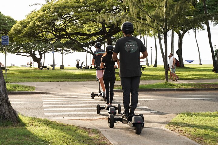 Waikiki Diamond Head Sunset Scooter Tour - thumb 5