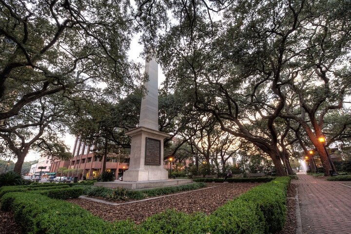 Generals And Generalities Cocktail Tour In Savannah - thumb 5