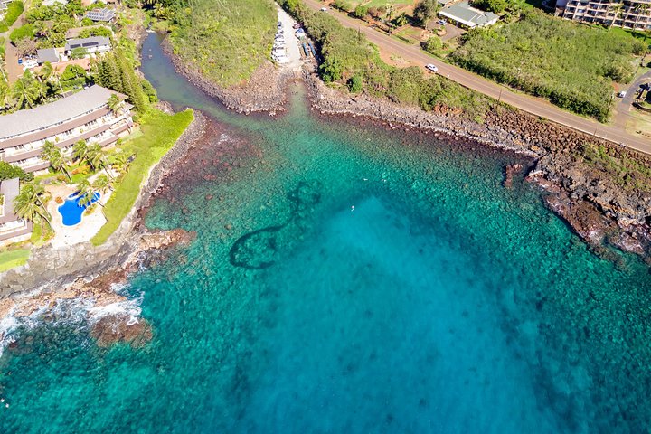 Kauai's Ultimate South Shore 2 Tank Dive (Certified Divers Only) - thumb 1