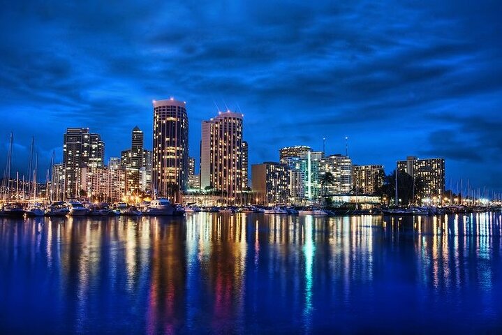 Waikiki Coast Moonlight Cruise - thumb 1