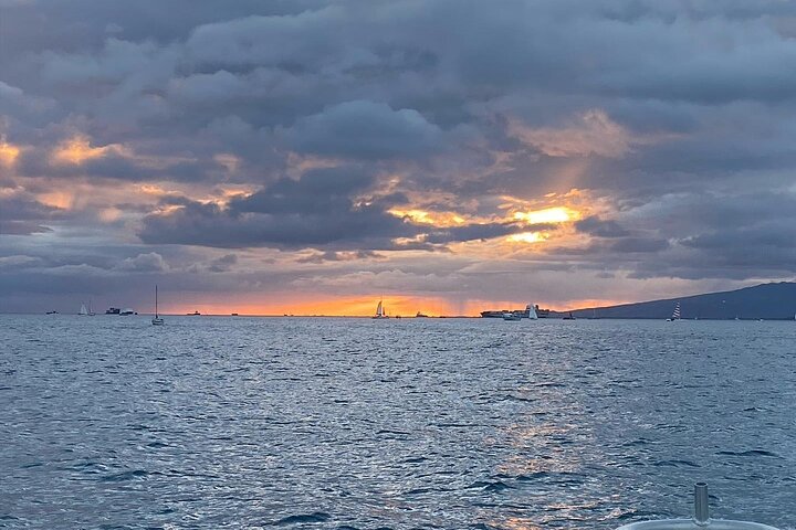 Waikiki To Diamondhead Sunset Cruise - BYOB - thumb 4